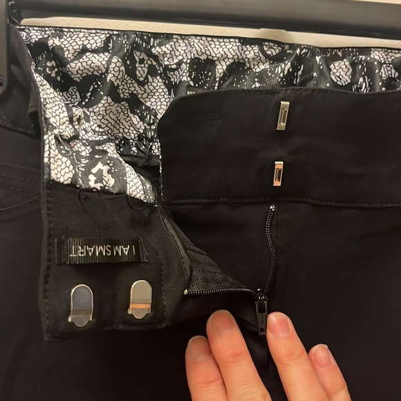 Maurice’s black skinny leg dress pant size 9/10 - Picture 4 of 9